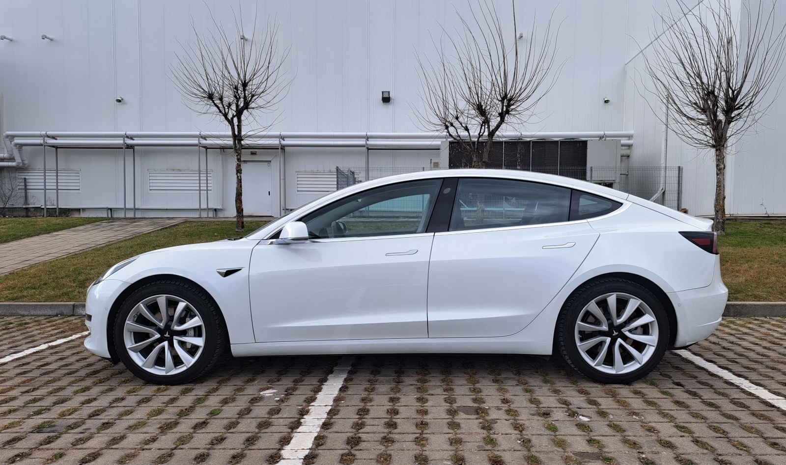 Tesla Model 3 Dual Motor Long Range | Mobile.bg � ����������� 9