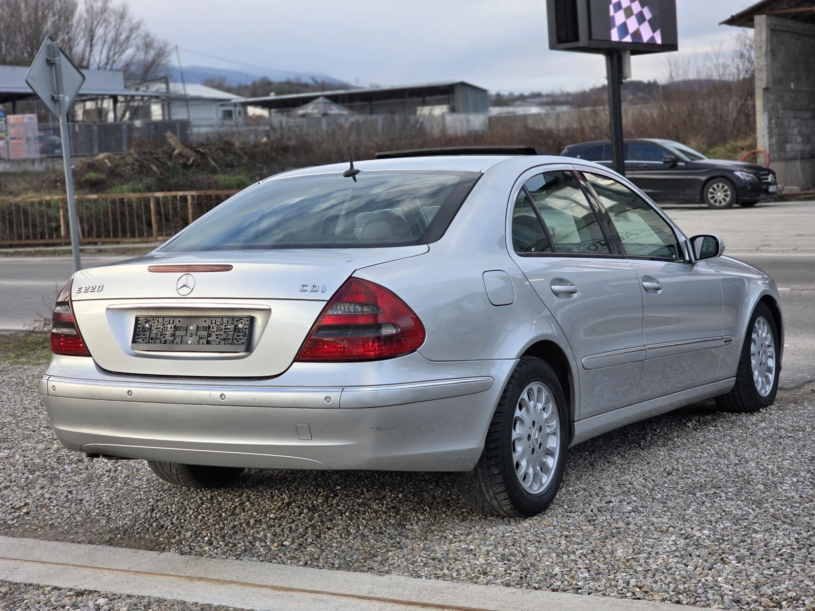 Mercedes-Benz E 220 2.2 CDI 150 k.c. ЛИЗИНГ - изображение 5
