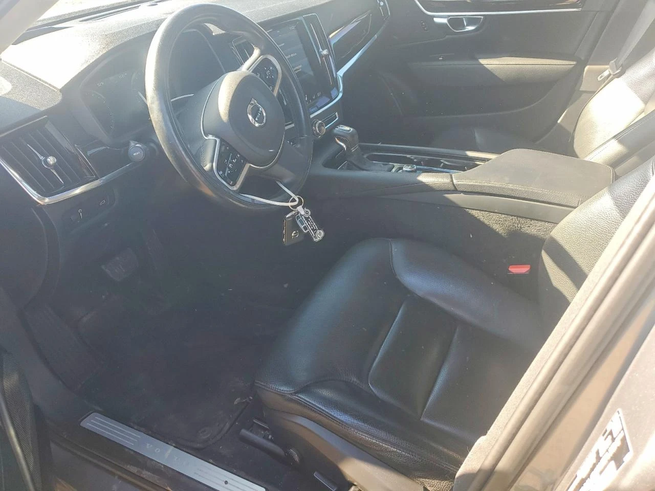 Volvo S90 T5* MOMENTUM - изображение 7