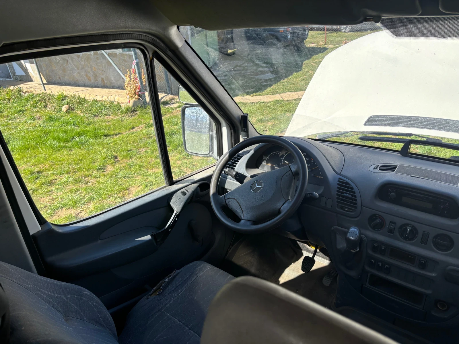 Mercedes-Benz 380, снимка 10 - Автомобили и джипове - 53847128