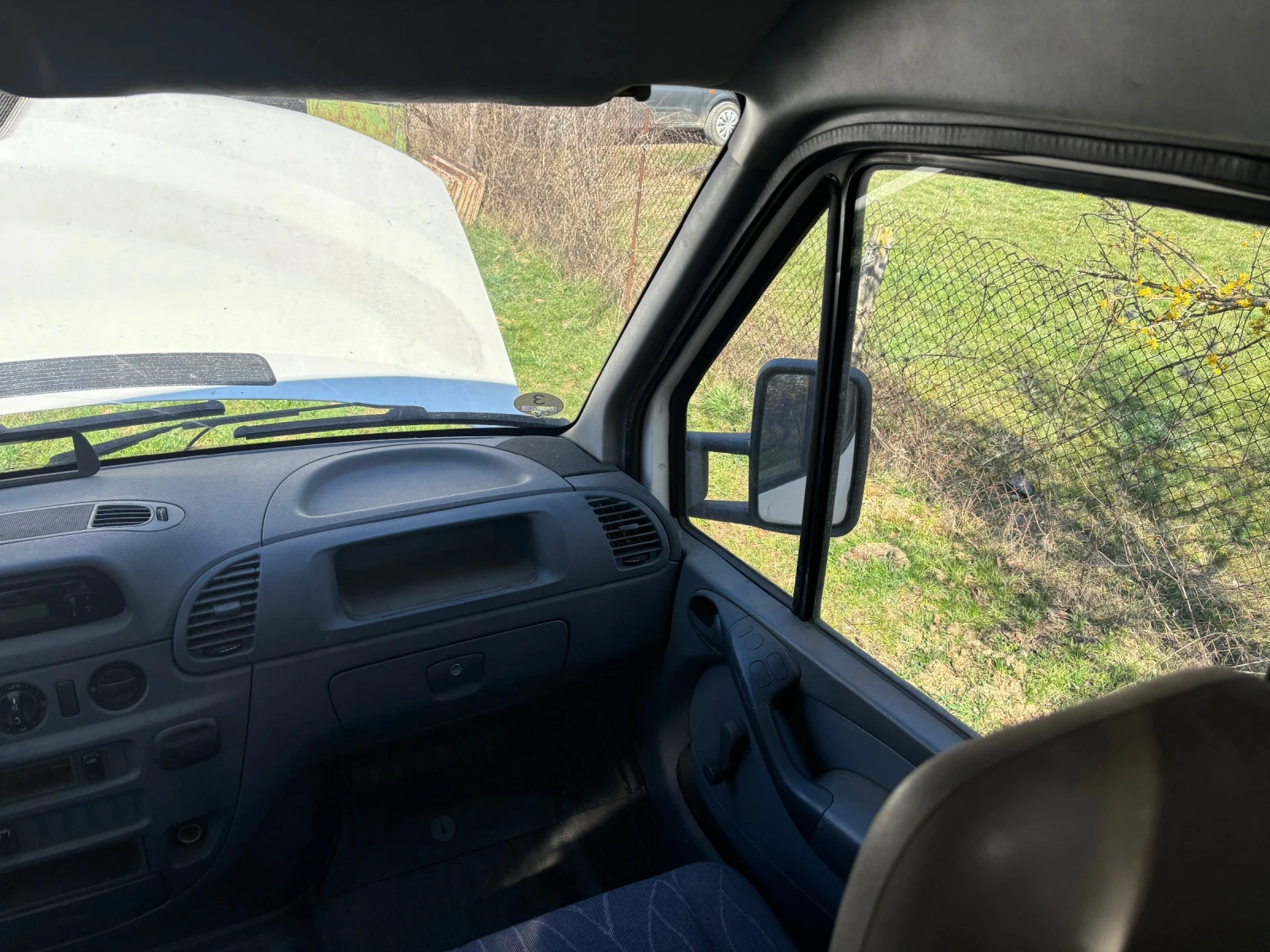 Mercedes-Benz 380, снимка 11 - Автомобили и джипове - 53847128