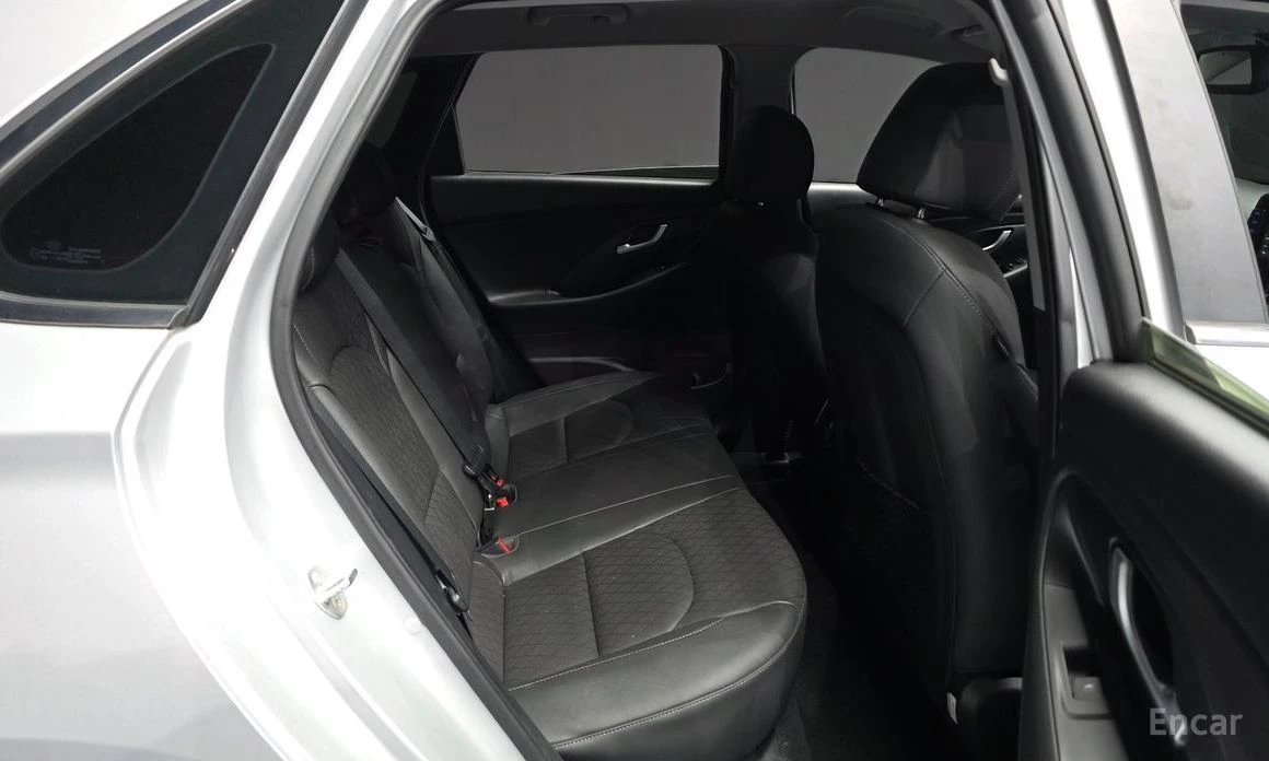 Hyundai I30, снимка 12 - Автомобили и джипове - 53863452