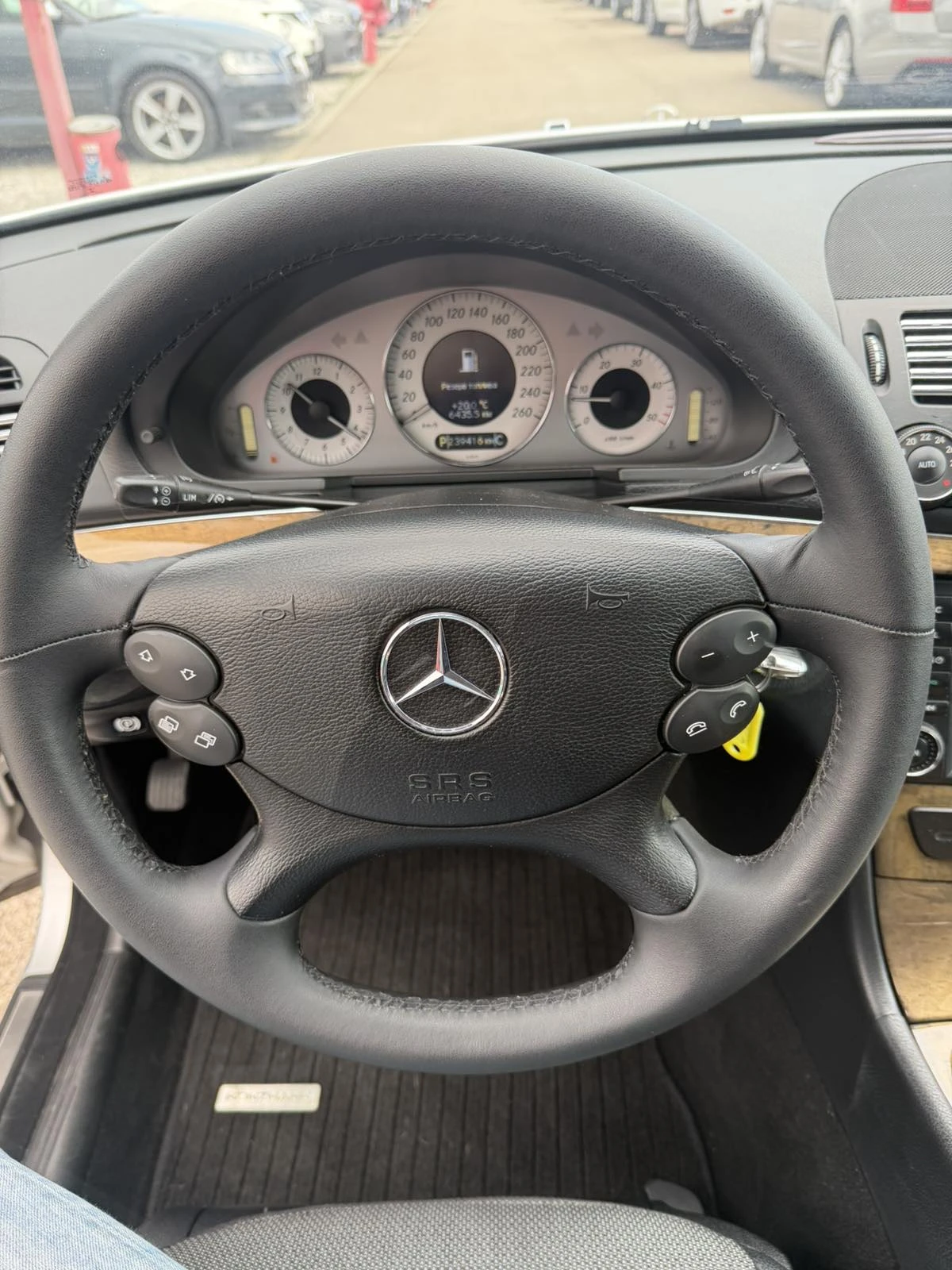 Mercedes-Benz E 280 3.0TDI, снимка 15 - Автомобили и джипове - 53970260