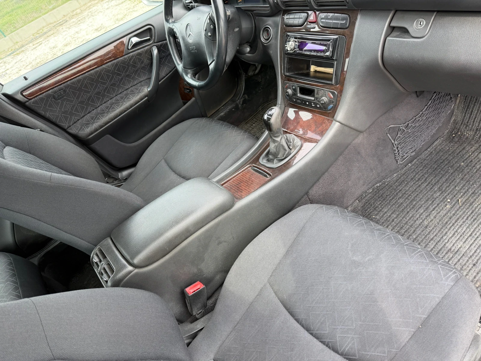 Mercedes-Benz C 270, снимка 5 - Автомобили и джипове - 53999263