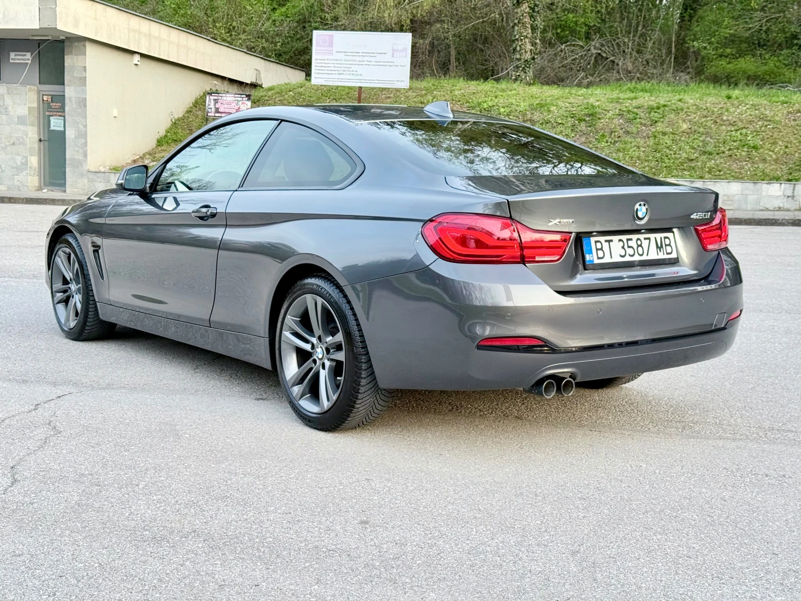 BMW 420 i* X-Drive* Facelift* Coupe* Подгрев* LED* Кожа* E, снимка 2 - Автомобили и джипове - 54259803