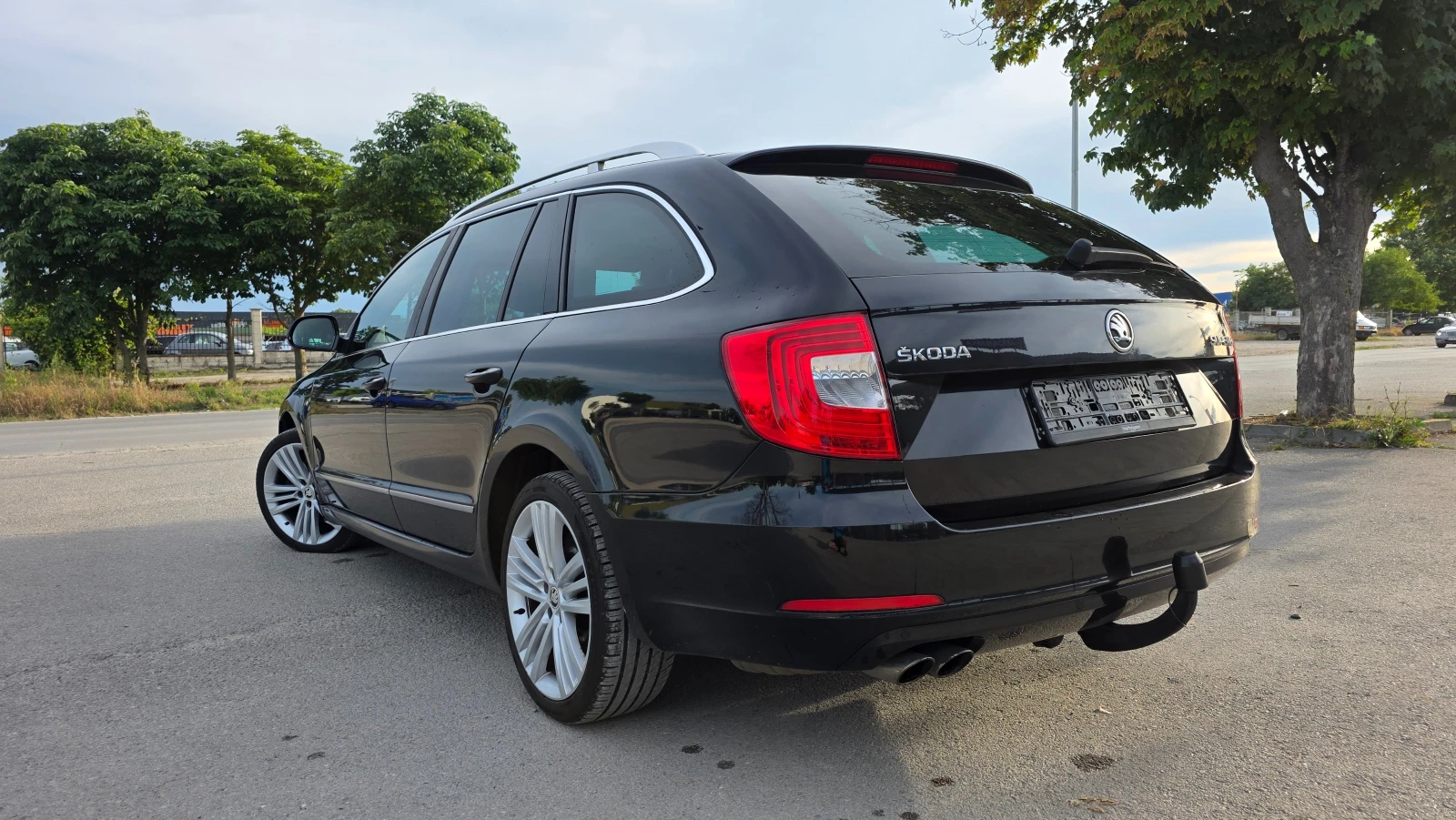 Skoda Superb KATO ЧИСТО НОВ, снимка 5 - Автомобили и джипове - 54949148