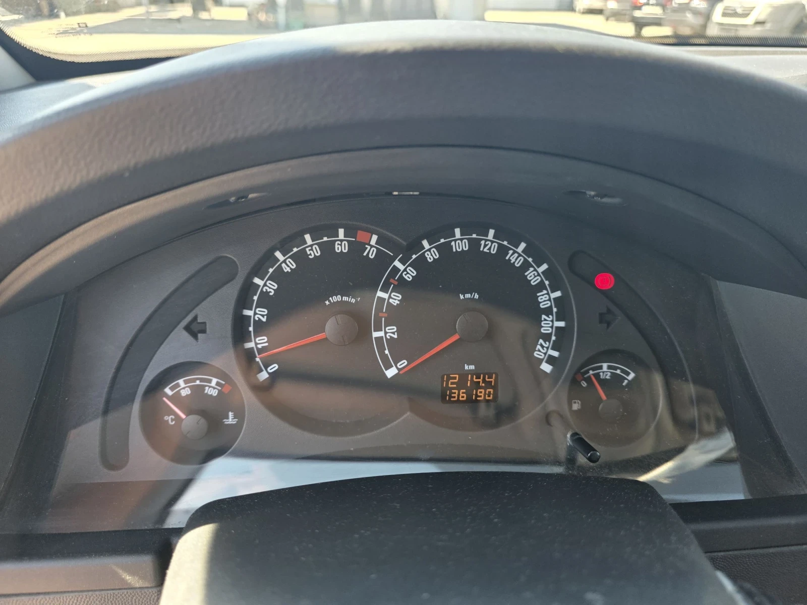 Opel Meriva 1.4i Gas 136000k Лизинг, снимка 14 - Автомобили и джипове - 55044100