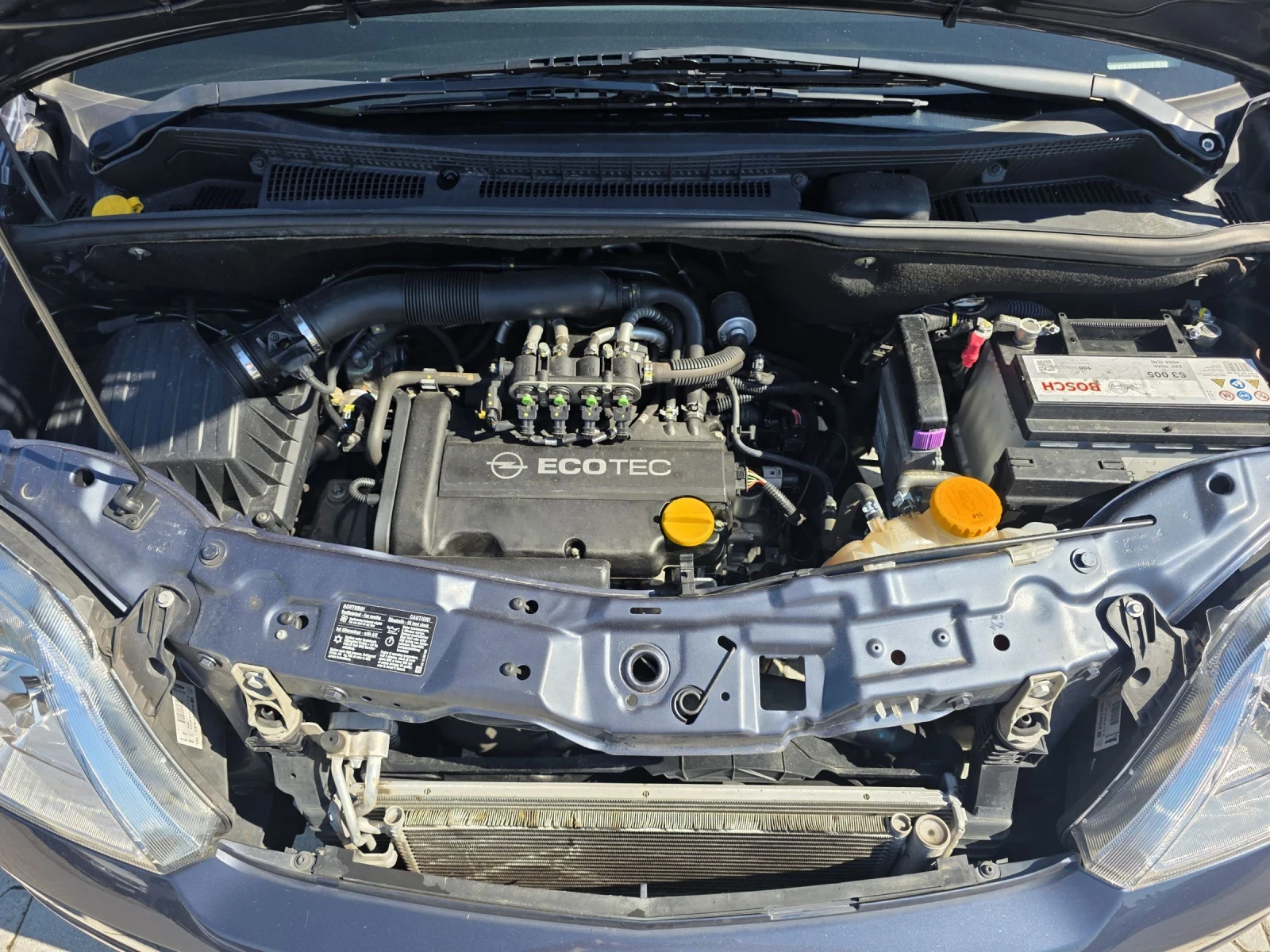 Opel Meriva 1.4i Gas 136000k Лизинг, снимка 16 - Автомобили и джипове - 55044100