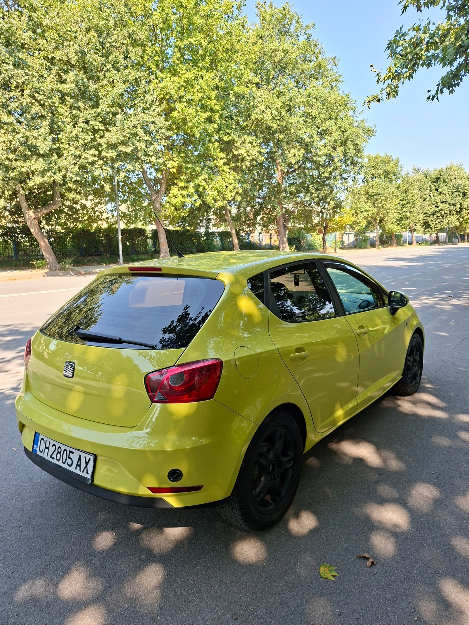 Seat Ibiza 1.2 70 газ, снимка 4 - Автомобили и джипове - 55553223