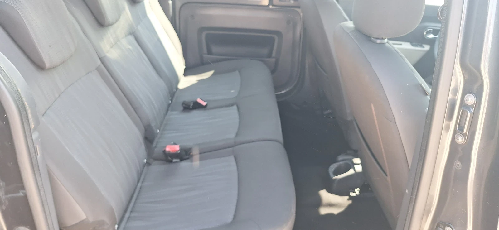 Dacia Dokker 1, 5 dci 90 , к.с., снимка 10 - Автомобили и джипове - 55597478