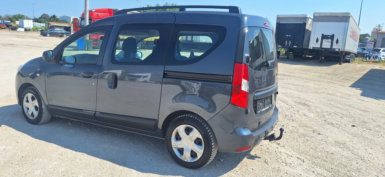 Dacia Dokker 1, 5 dci 90 , к.с., снимка 5 - Автомобили и джипове - 55597478