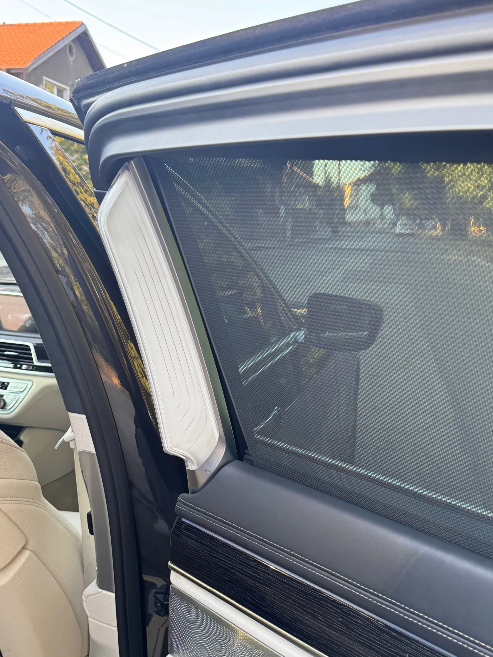 BMW 750 BOWERS&WILKINS/FULL/CARBON, снимка 15 - Автомобили и джипове - 55695221