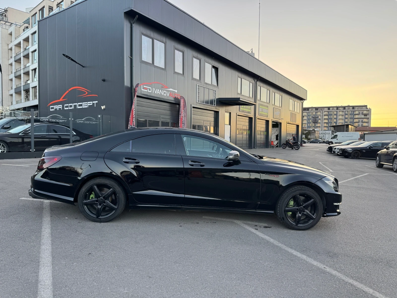 Mercedes-Benz CLS 550 6.3 PACK/BRABUS/HARMAN/PANO/KEYLESS/BARTER/LIZING, снимка 5 - Автомобили и джипове - 55971471