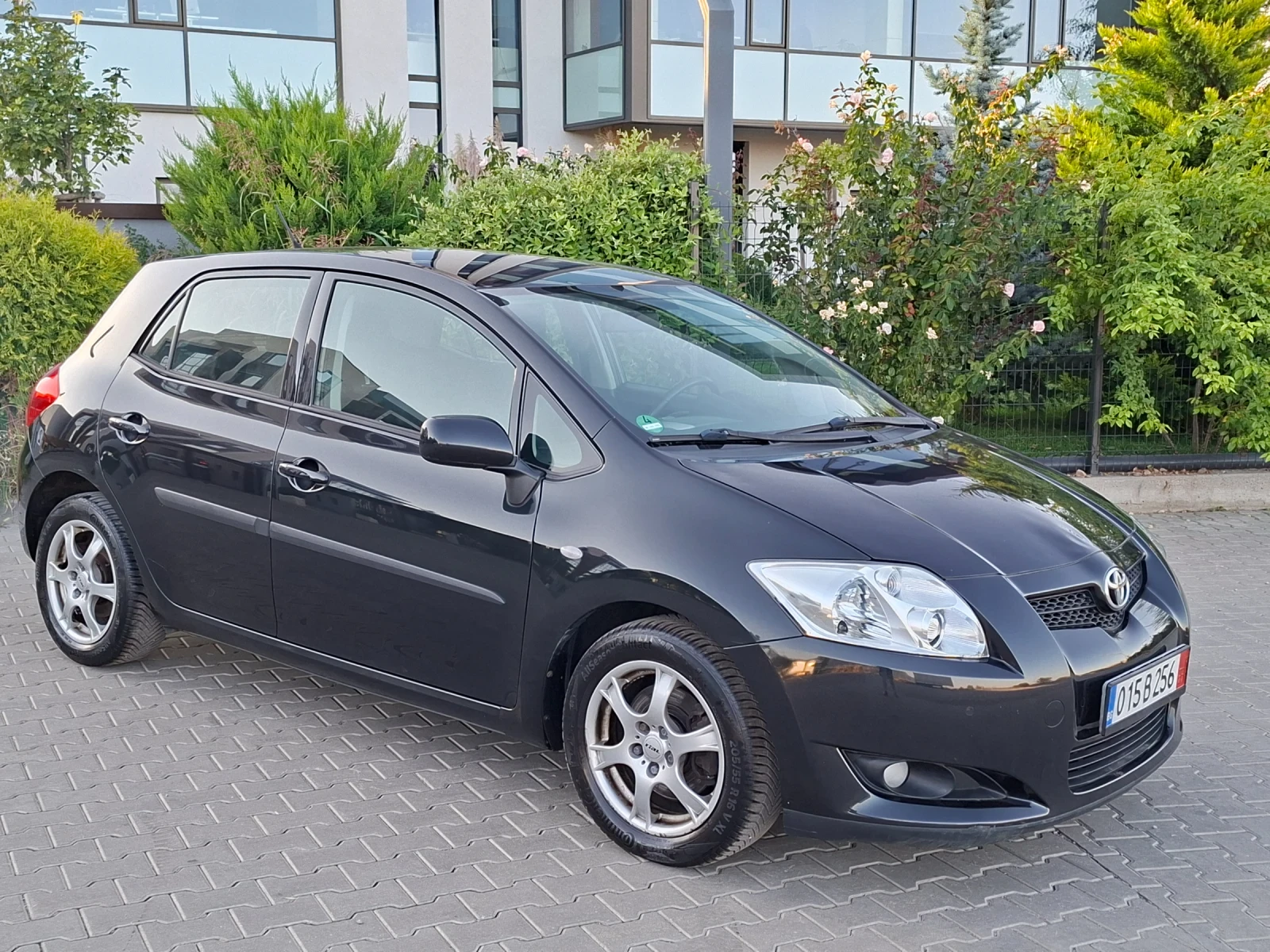 Toyota Auris 1.4D4D* (90кс)* KLIMATRONIK* НОВ ВНОС* , снимка 3 - Автомобили и джипове - 56120811