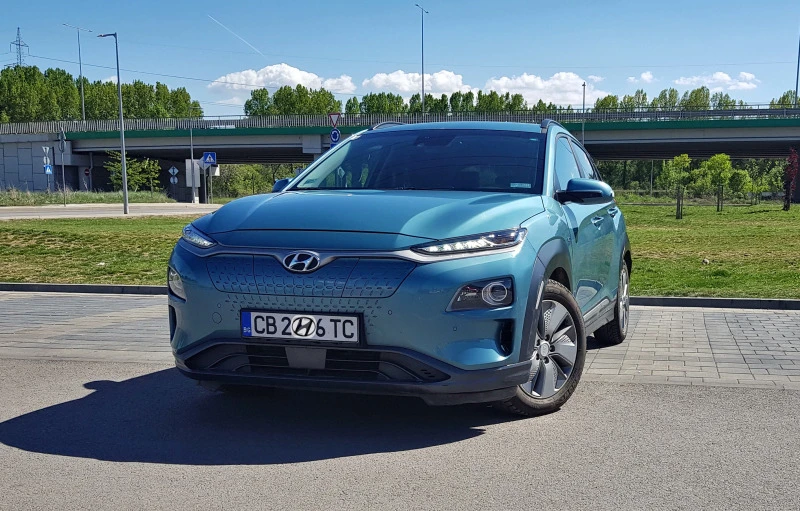 Hyundai Kona Premium-long range 64kw, снимка 1 - Автомобили и джипове - 44993659