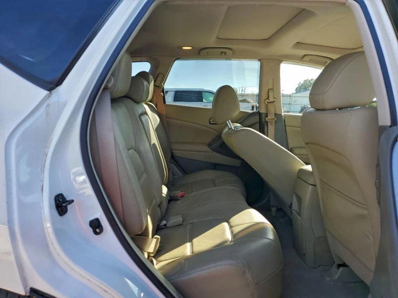 Nissan Murano, снимка 9 - Автомобили и джипове - 53238846