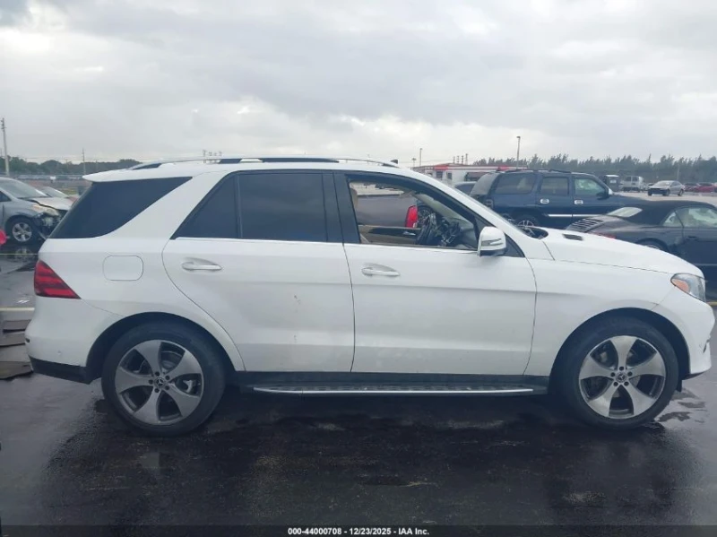 Mercedes-Benz GLE 350 3.5L V-6 DI, DOHC, VVT, 302HP 4X2 Drive, снимка 4 - Автомобили и джипове - 53500910