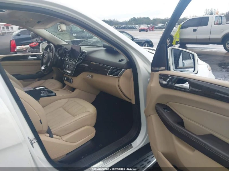 Mercedes-Benz GLE 350 3.5L V-6 DI, DOHC, VVT, 302HP 4X2 Drive, снимка 11 - Автомобили и джипове - 53500910