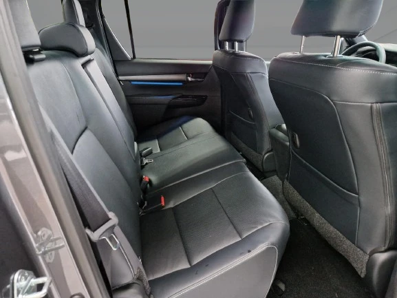 Toyota Hilux 4×4 Double Cab Invincible = NEW = Гаранция - изображение 9