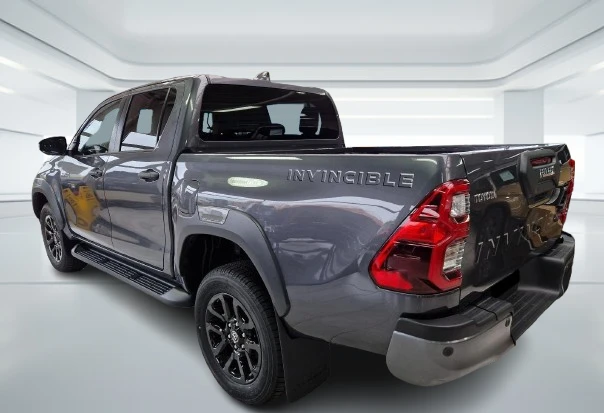 Toyota Hilux 4×4 Double Cab Invincible = NEW = Гаранция - изображение 2