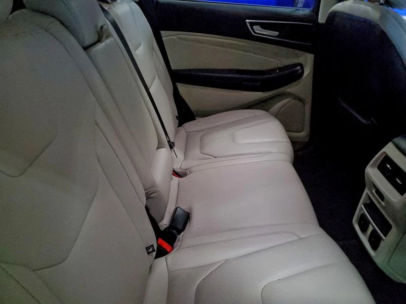 Ford Edge 2.0L 4 All wheel drive - изображение 4