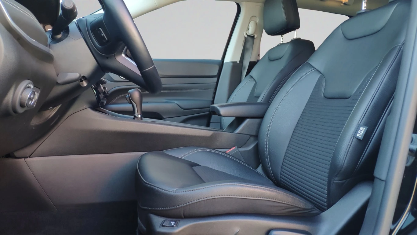 Jeep Compass LIMITED 1.5 e-Hybrid 48V Petrol 130 hp 7-DCT - изображение 9