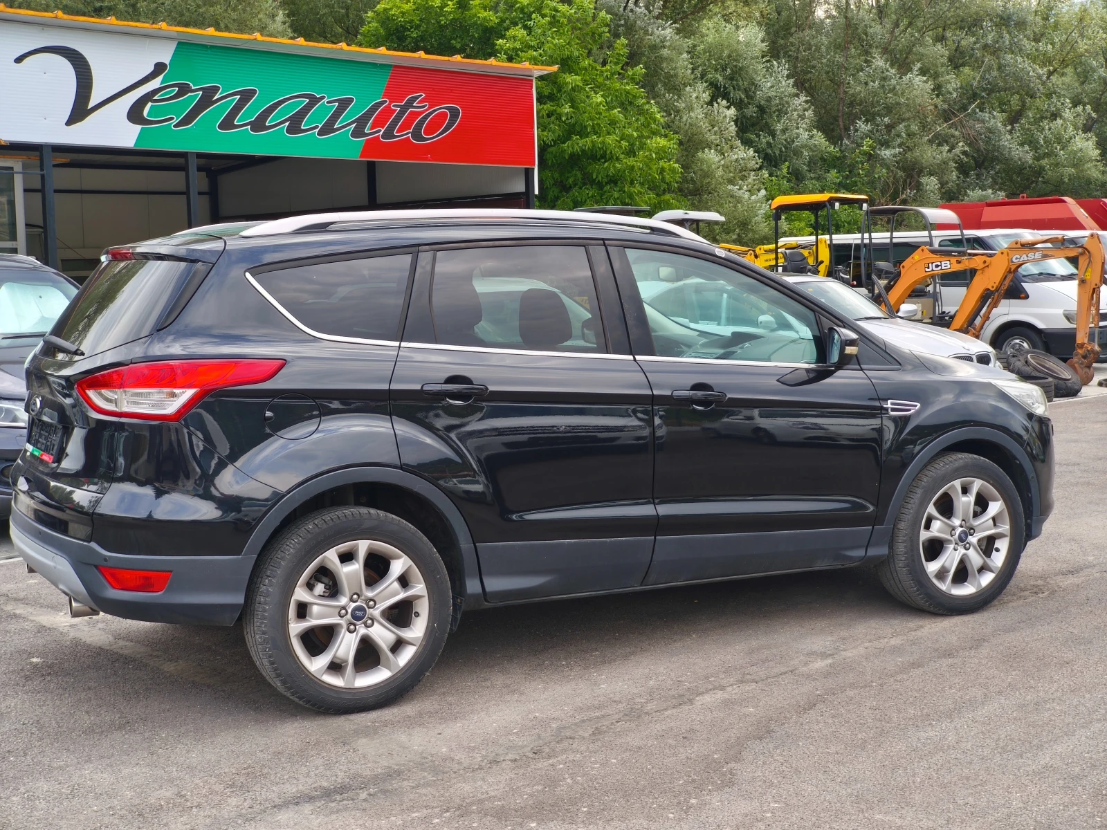 Ford Kuga  - изображение 2