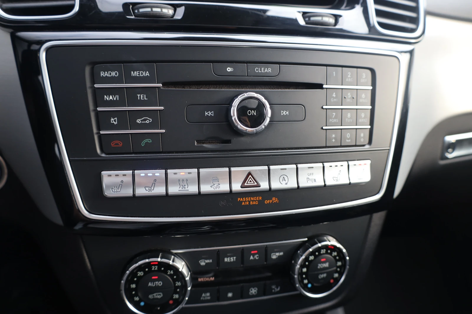 Mercedes-Benz GLE 350 d 4M AMG TVx3 MASSAGE360  KeyGO #iCarbg | Mobile.bg   12