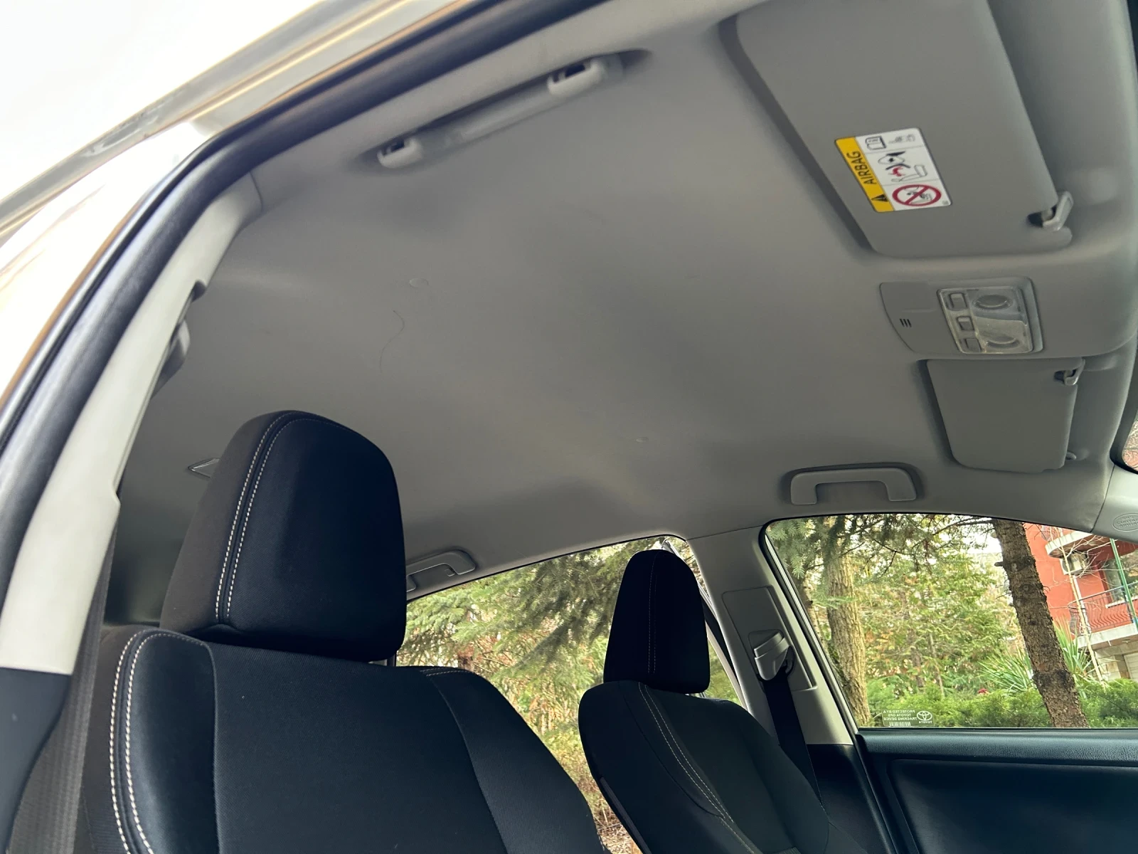 Toyota Rav4 2.0 D-4D, ПЪЛНА СЕРВ. ИСТОРИЯ !!!  , снимка 11 - Автомобили и джипове - 53700794