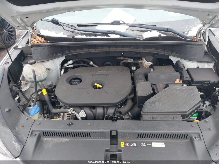 Hyundai Tucson 2.0l Value, снимка 10 - Автомобили и джипове - 53824641