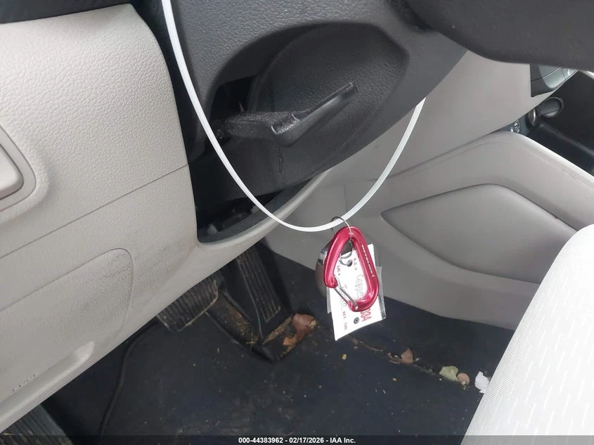 Hyundai Tucson 2.0l Value, снимка 11 - Автомобили и джипове - 53824641