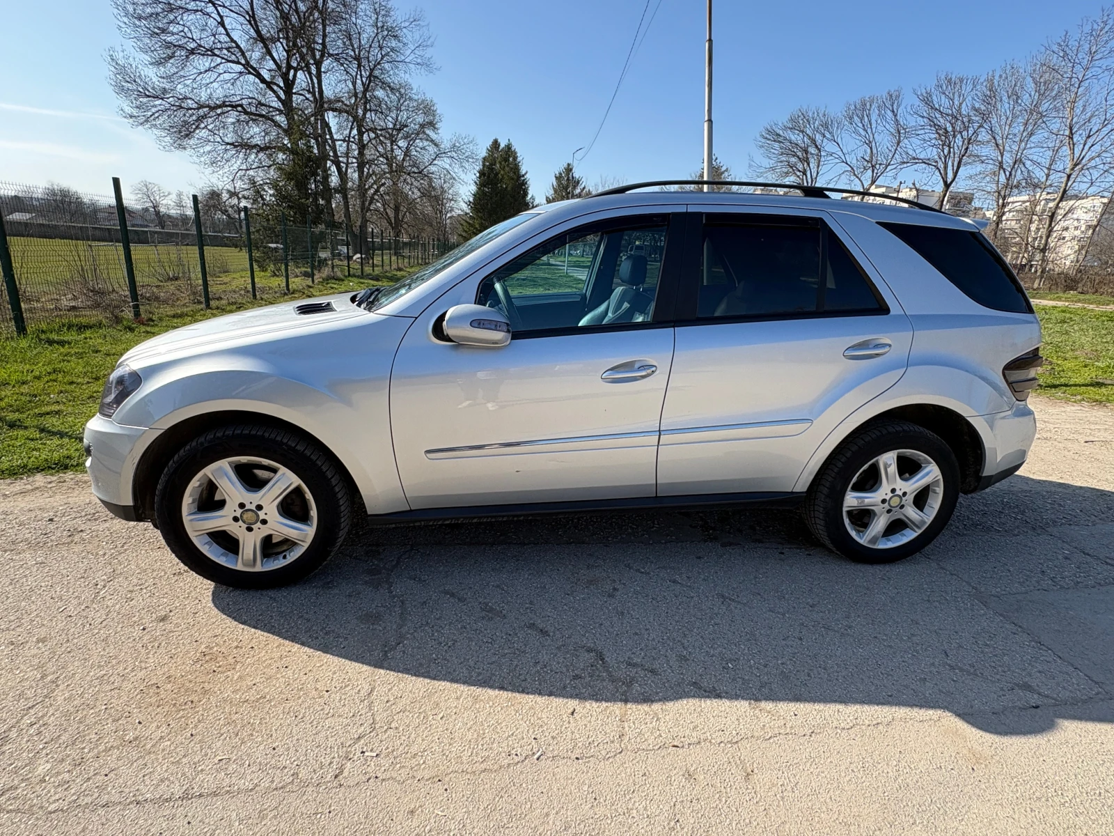 Mercedes-Benz ML 420, снимка 3 - Автомобили и джипове - 53833555