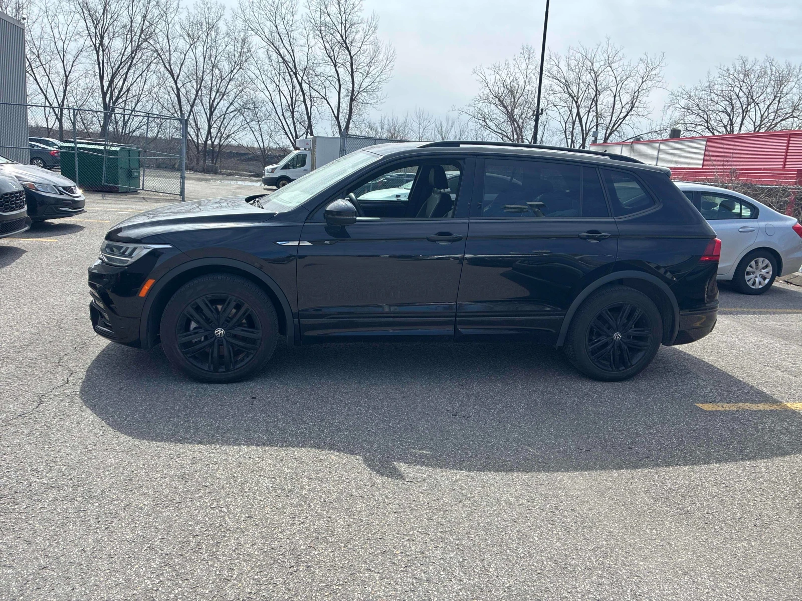 VW Tiguan Comfortline R-Line * * CARFAX * * ���� ������ * *  | Mobile.bg � ����������� 3