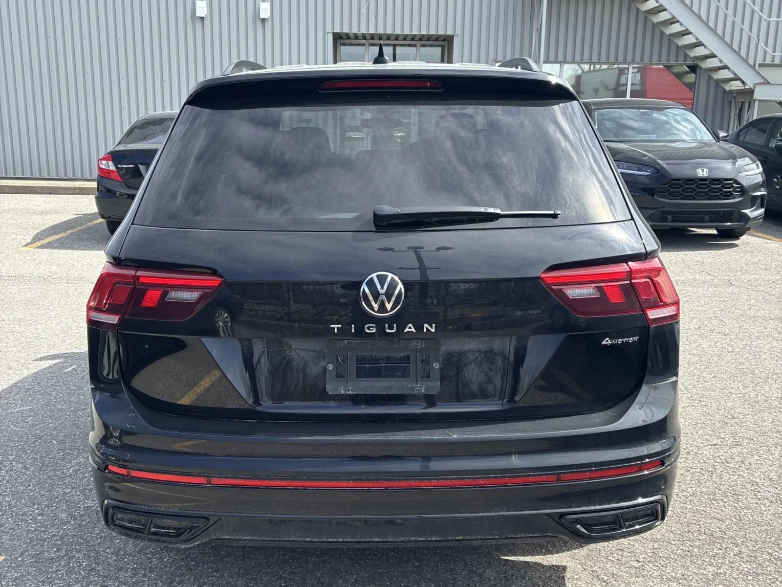 VW Tiguan Comfortline R-Line * * CARFAX * * ���� ������ * *  | Mobile.bg � ����������� 5