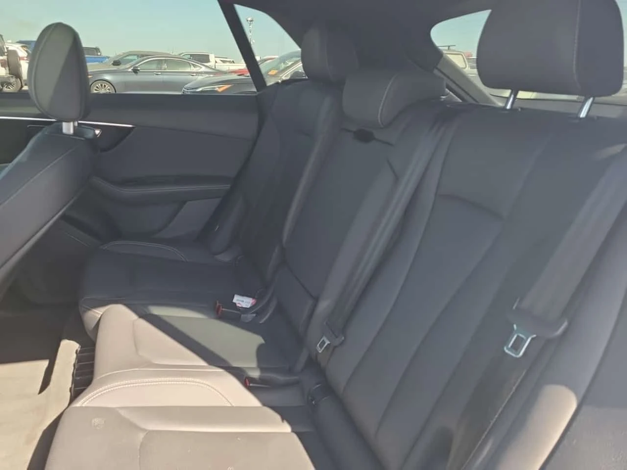 Audi Q8 PROGRESSIV| 360| OБДУХВАНЕ| PANO| , снимка 12 - Автомобили и джипове - 54468663
