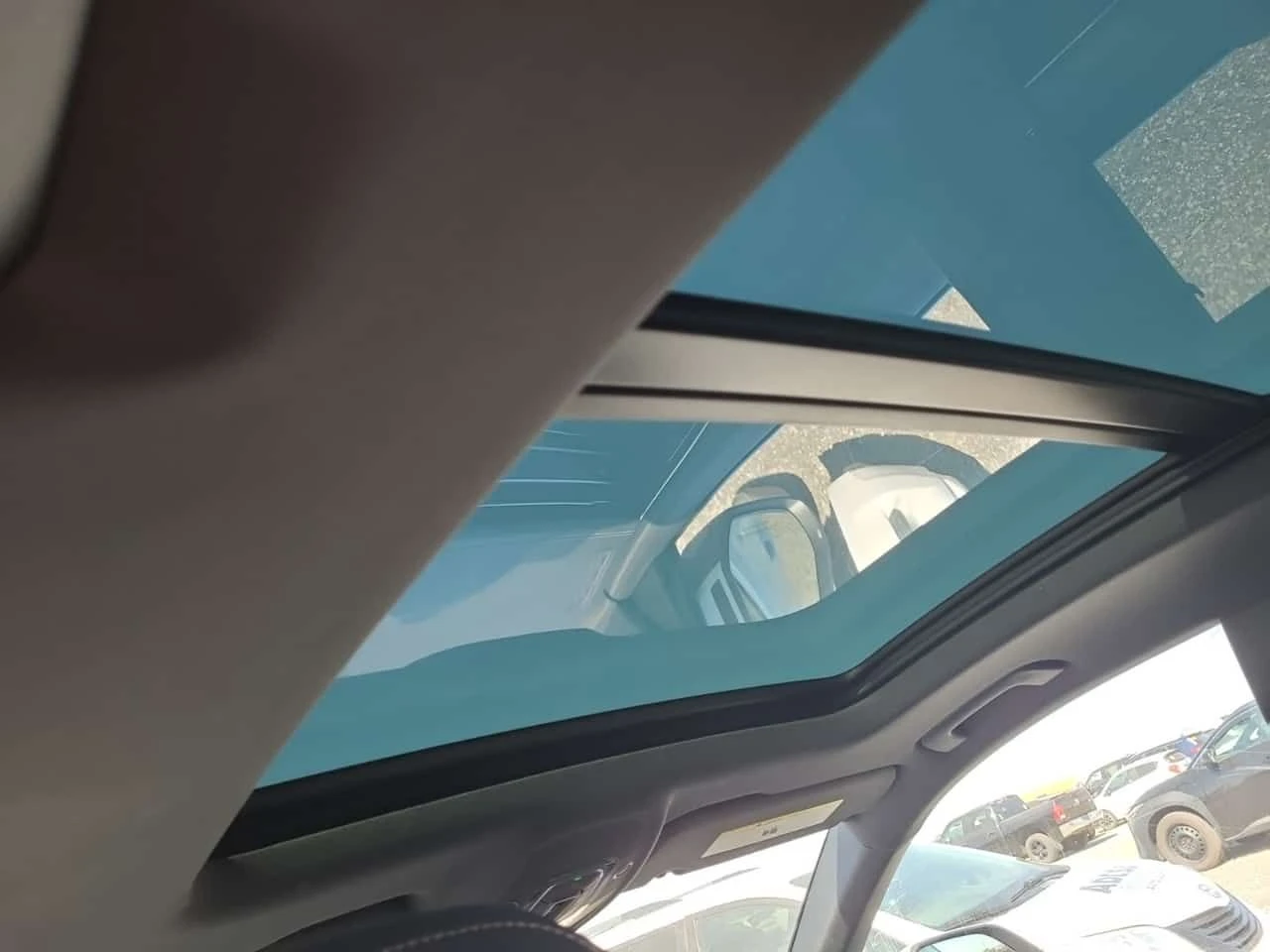 Audi Q8 PROGRESSIV| 360| OБДУХВАНЕ| PANO| , снимка 13 - Автомобили и джипове - 54468663