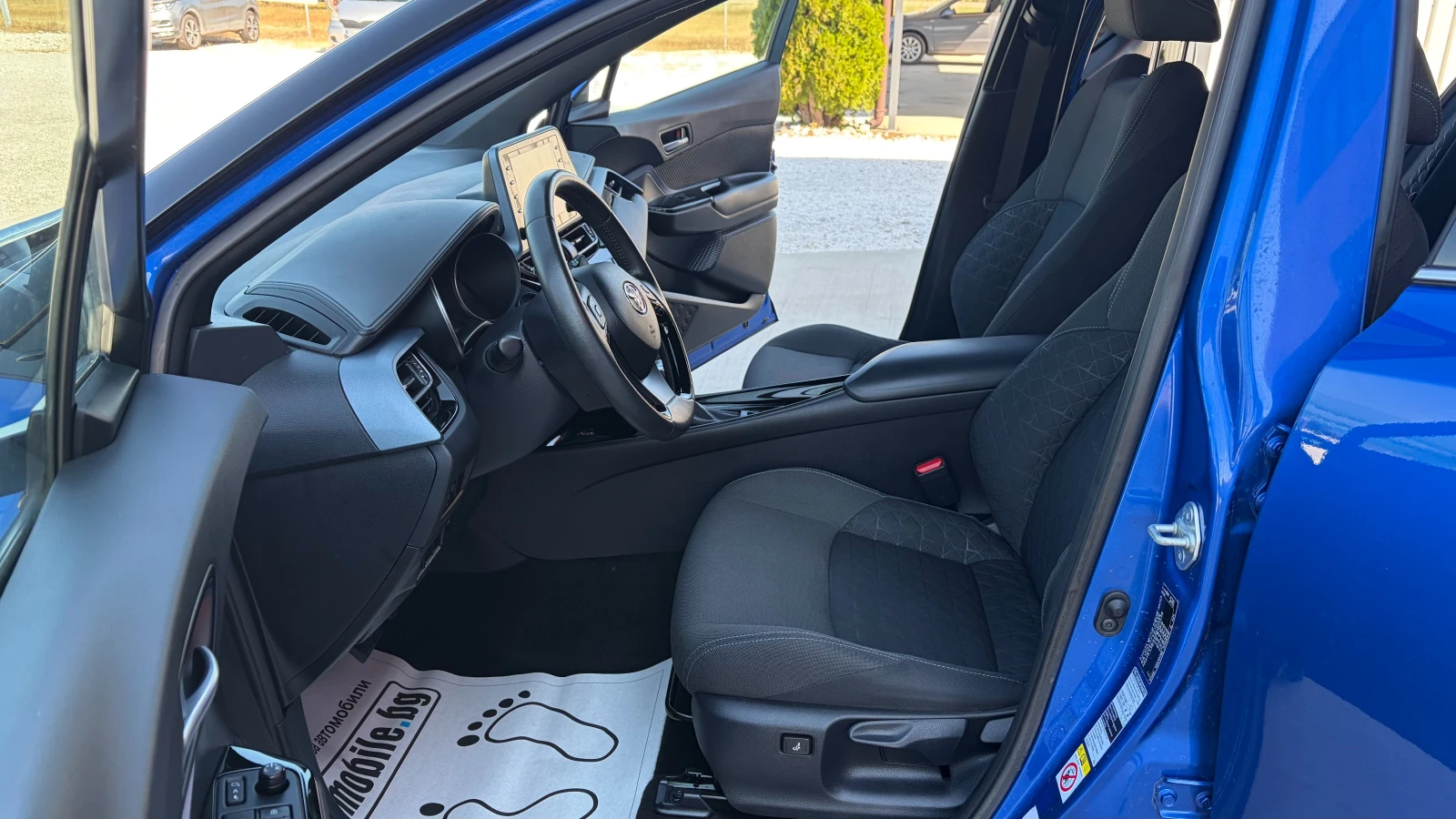 Toyota C-HR 2.0 Hybrid , снимка 7 - Автомобили и джипове - 54819987