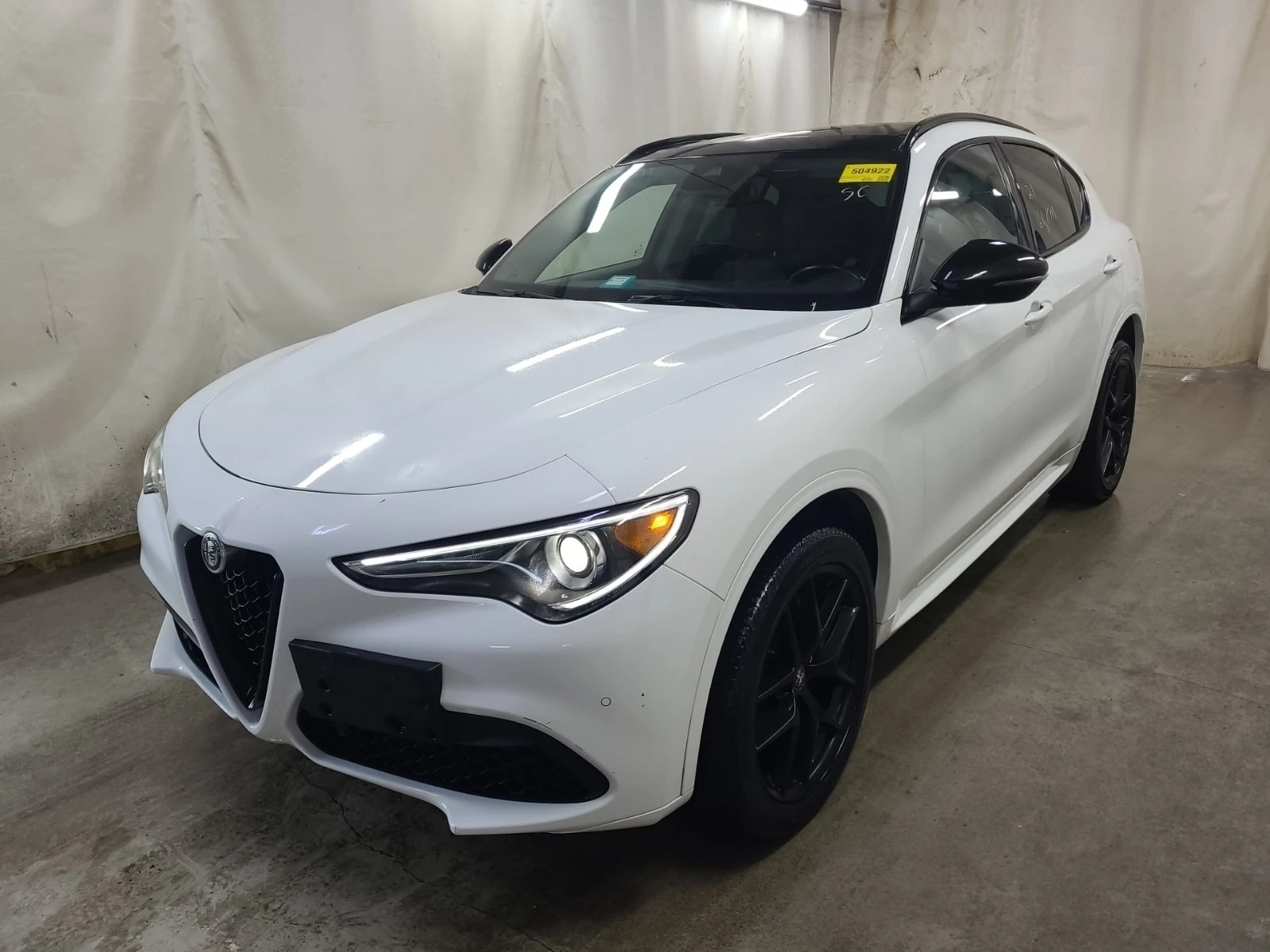 Alfa Romeo Stelvio 2.0T * TI * CARFAX * 