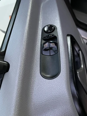 Mercedes-Benz Sprinter 319 4x4;БОРДОВИ;КЛИМАТРОНИК, снимка 8