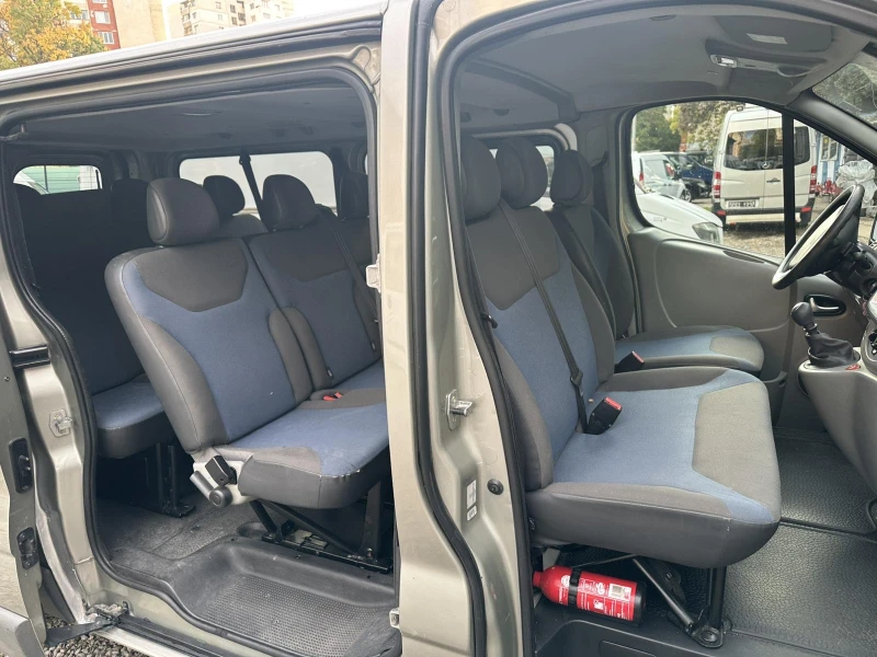 Renault Trafic, снимка 5 - Бусове и автобуси - 52140476