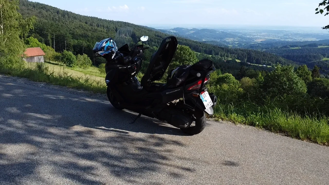 Suzuki Burgman  - изображение 6