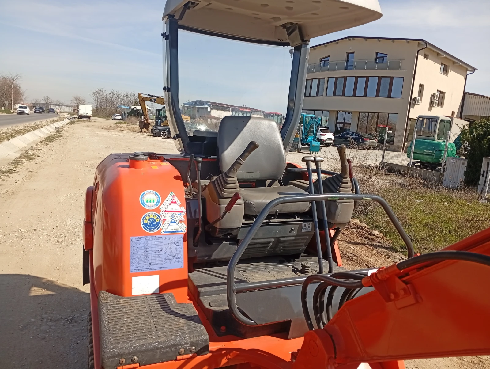 Багер Hitachi ex22, снимка 7 - Индустриална техника - 53817139