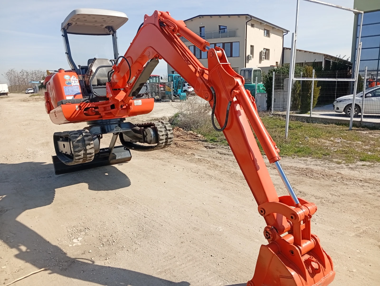 Багер Hitachi ex22, снимка 6 - Индустриална техника - 53817139