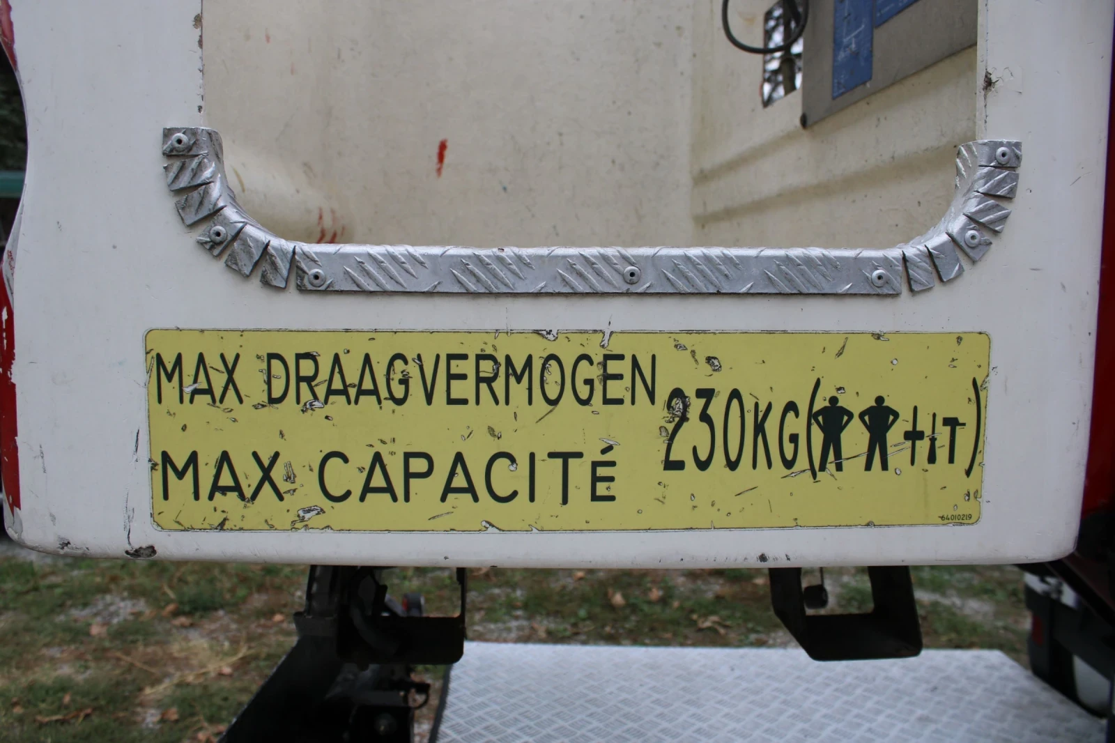 Автовишка Iveco Daily 70-170 / 16 МЕТРА / EURO6B, снимка 14 - Индустриална техника - 56199296