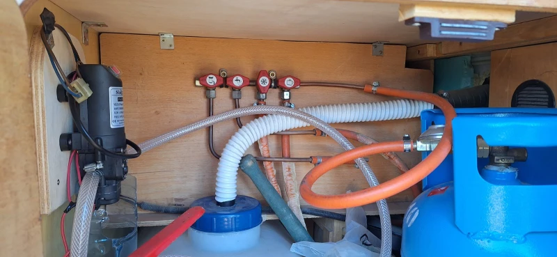 Кемпер Други Citroen Jumper, снимка 13 - Каравани и кемпери - 52142878