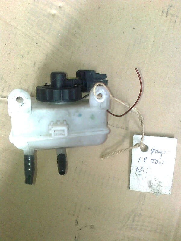 Казанче спирачна течност за Форд Фокус 101к.с