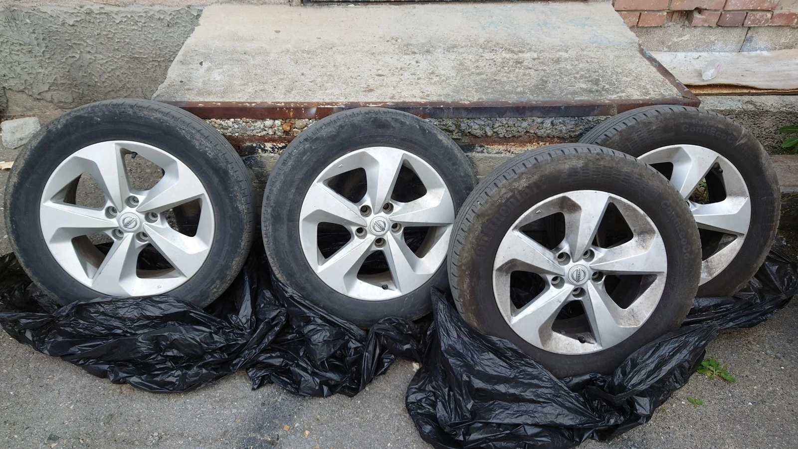  215/60R17 | Mobile.bg   2