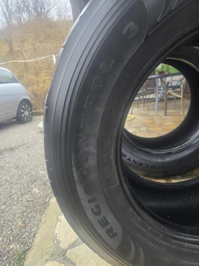 Гуми, снимка 3 - Гуми и джанти - 53390935