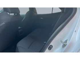 Toyota Corolla  1.2T  Executive M/T 116, Месечна вноска от 199  , снимка 12