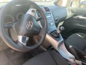Toyota Auris, снимка 8